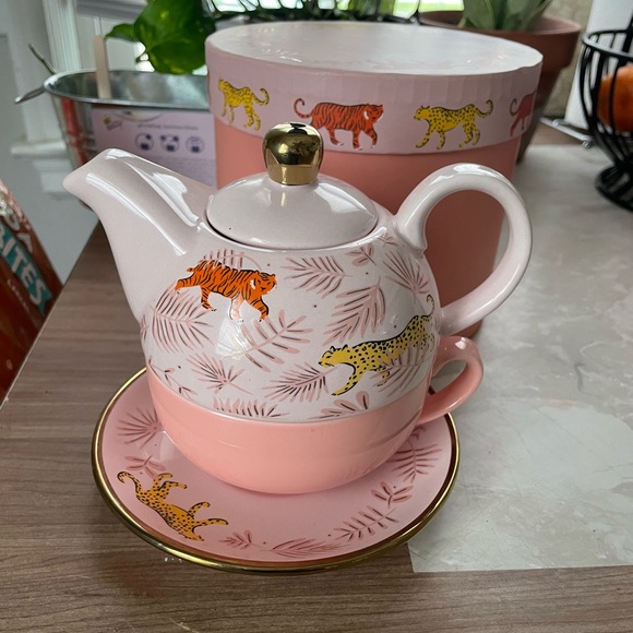 Stackable tea set for one made by Pinkyup - Picture 2 of 2